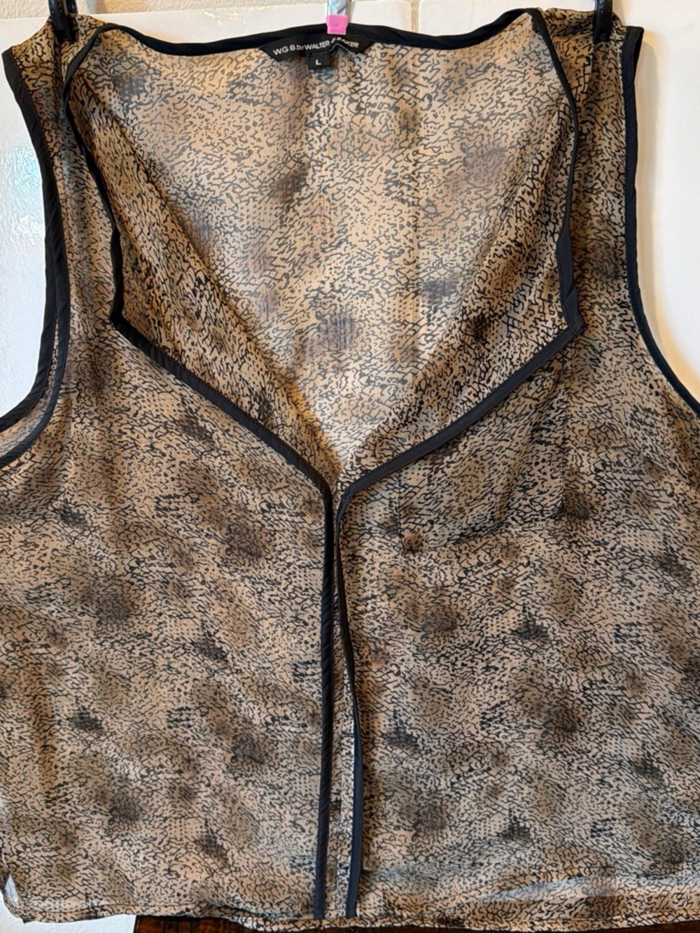 W.G.B. by Walter Baker Large Beige & Black Printed Top
